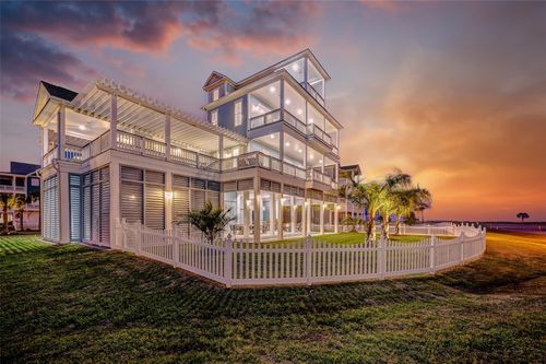 26119 Flamingo Dr, Galveston, TX, 77554-3011 | Card Image
