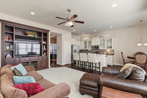 4688 Edith St, Plano, TX, 75024-6895 | Card Image