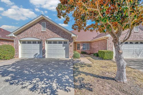1904 Casual Cir, Waco, TX, 76712-8591 | Card Image