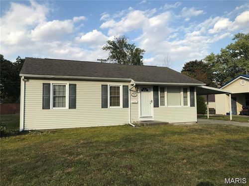 211 Easy St, Chaffee, MO, 63740-1301 | Card Image