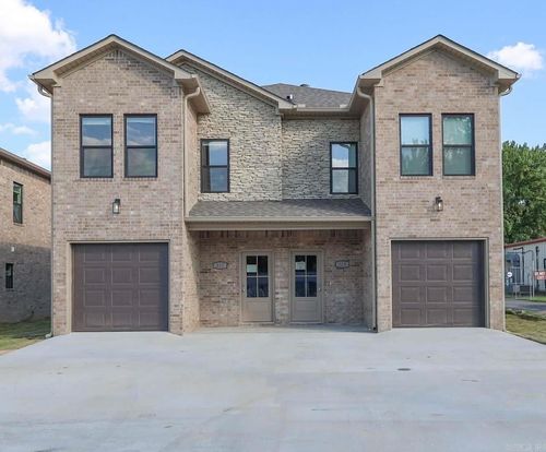 417 &amp; 419 E Center Street, Jacksonville, AR, 72076 | Card Image