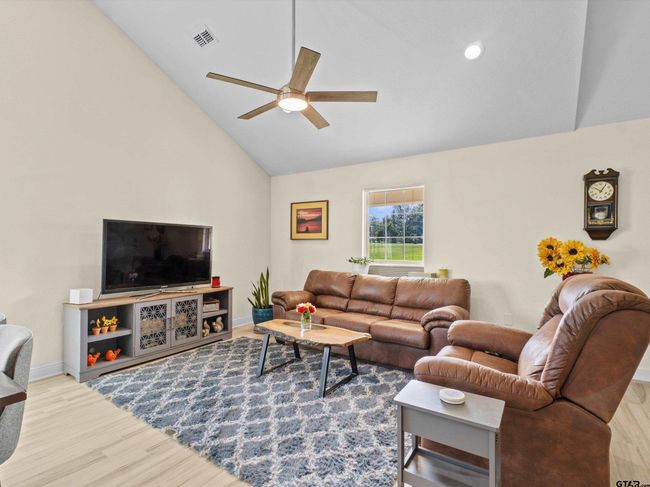 1845 Myrtle, House other with 3 bedrooms, 2 bathrooms and null parking in Diana TX | Image 7