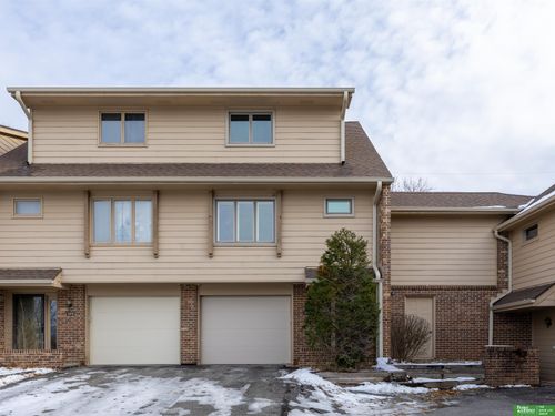 10-2221 S 51st St, Omaha, NE, 68106-3140 | Card Image