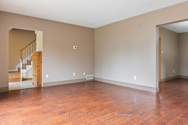 1 Dunbarton Cres, House other with 4 bedrooms, 3 bathrooms and 4 parking in Brampton ON | Image 8