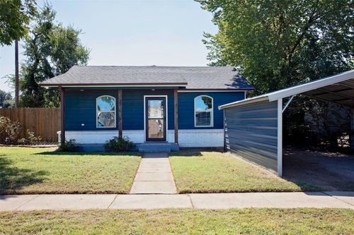 1214 3rd St, Graham, TX, 76450-3206 | Card Image