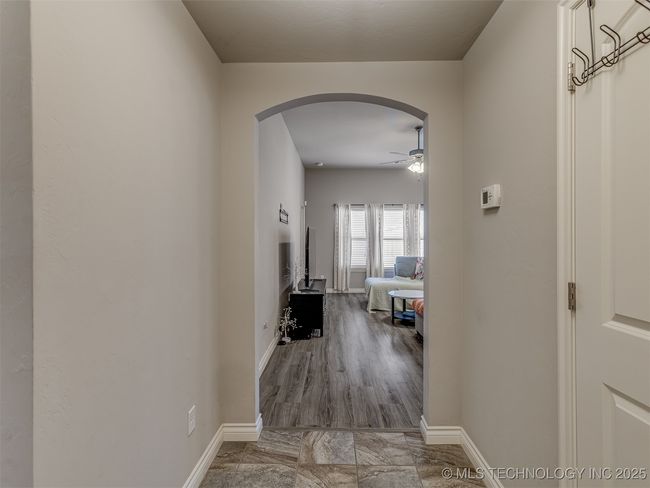 13 Evermore Ln, House other with 3 bedrooms, 2 bathrooms and null parking in Yukon OK | Image 6