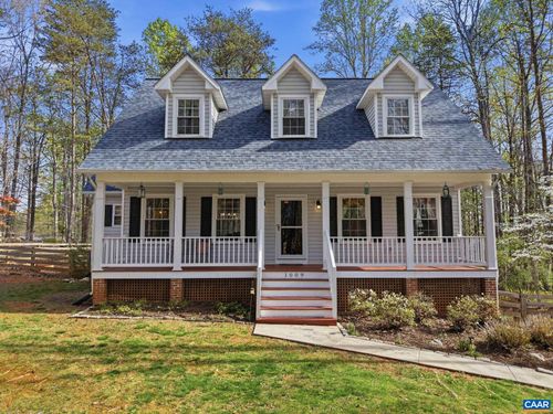 1009 Stonewood Dr, Charlottesville, VA, 22911-5771 | Card Image