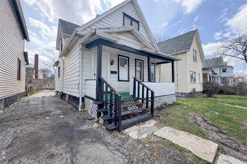 365 Weaver St, Rochester, NY, 14621-3613 | Card Image