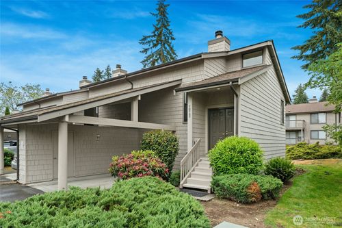14727 Ne 35th Street, Bellevue, WA, 98007 | Card Image