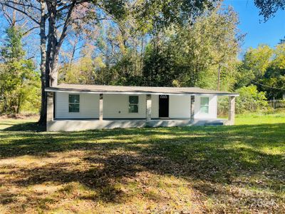 143 Phifer Circle, House other with 3 bedrooms, 2 bathrooms and null parking in Kings Mountain NC | Image 1