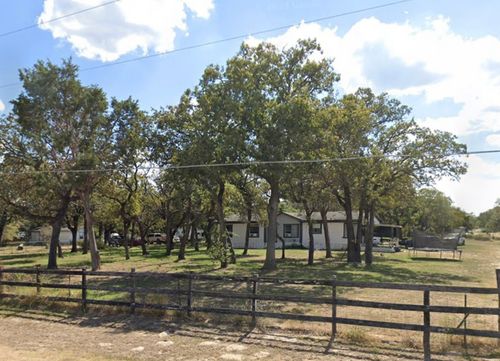 145 Sandy Ln, Elgin, TX, 78621-3620 | Card Image