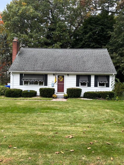 250 W Allen Ridge Rd, Springfield, MA, 01118 | Card Image