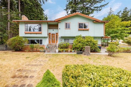1127 Sw Fairhaven Dr, Oak Harbor, WA, 98277-4538 | Card Image
