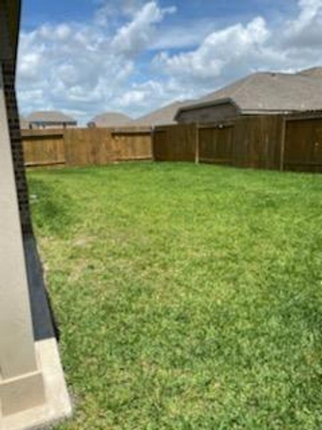 6727 Trinity Trail Ln, House other with 3 bedrooms, 2 bathrooms and 2 parking in Richmond TX | Image 14