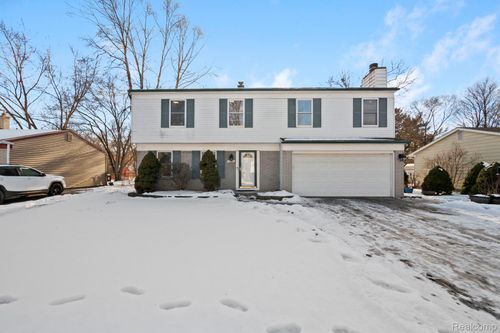 12800 S Daily Drive W, Sterling Heights, MI, 48313 | Card Image