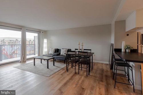 apt-510-200 Highland Ave, STATE COLLEGE, PA, 16801-4931 | Card Image