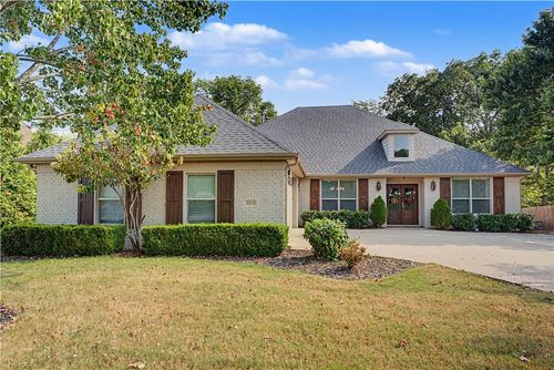 3083 E Stone Mountain Dr, Fayetteville, AR, 72701-4651 | Card Image