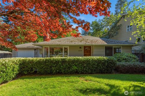 10435 Se 13th Street, Bellevue, WA, 98004 | Card Image