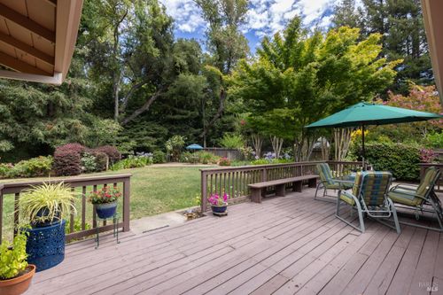 2642 W Pueblo Ave, Napa, CA, 94558-4318 | Card Image