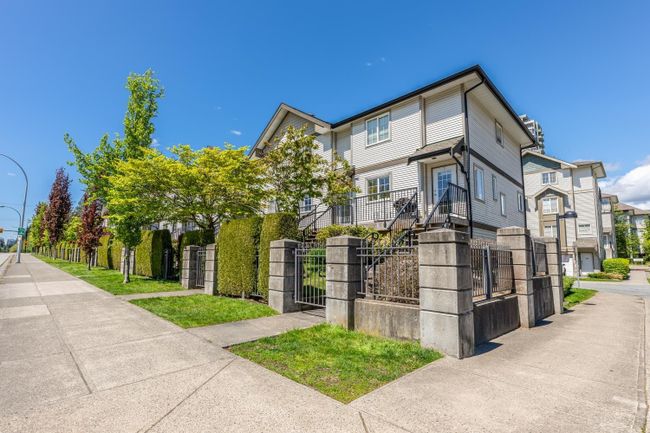2 - 14855 100 Avenue, Townhouse with 2 bedrooms, 0 bathrooms and 2 parking in Surrey BC | Image 6