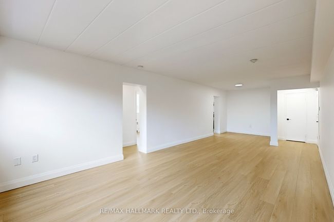 2 - 2424 New St, Condo with 2 bedrooms, 1 bathrooms and 1 parking in Burlington ON | Image 6