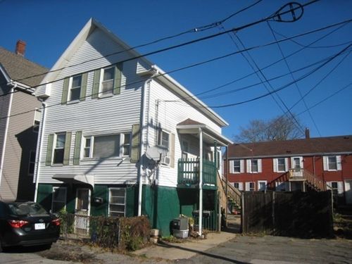 apt-3-113 Pleasant St, Gloucester, MA, 01930-3896 | Card Image