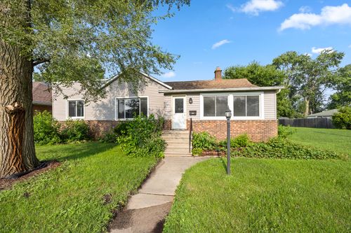 560 S Vermillion St, Coal City, IL, 60416-1744 | Card Image