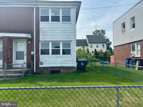 44 W 3rd St, Burlington, NJ, 08016-2628 | Card Image