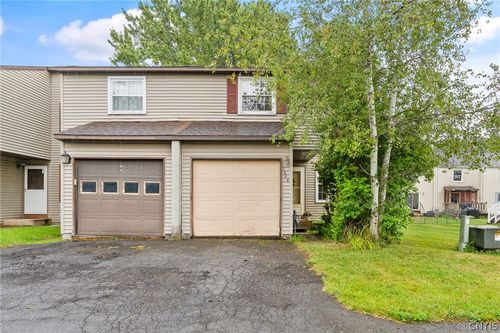 5444 Borgase Ln, Clay, NY, 13041-8906 | Card Image