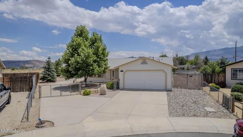 810 Brandy Ct, Dayton, NV, 89403-8112 | Card Image