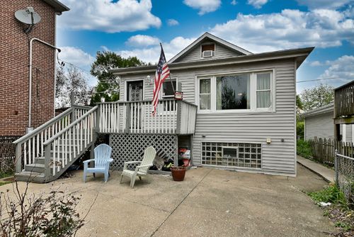 4439 N Newland Ave, Harwood Heights, IL, 60706-4833 | Card Image