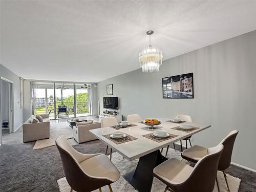 apt-504-535 Oaks Dr, Pompano Beach, FL, 33069-3764 | Card Image