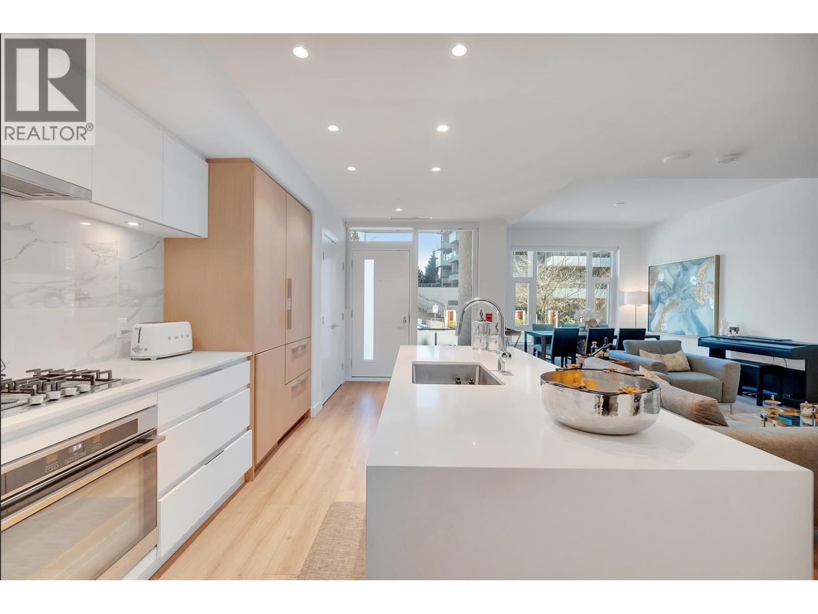 Residential in North Vancouver 2