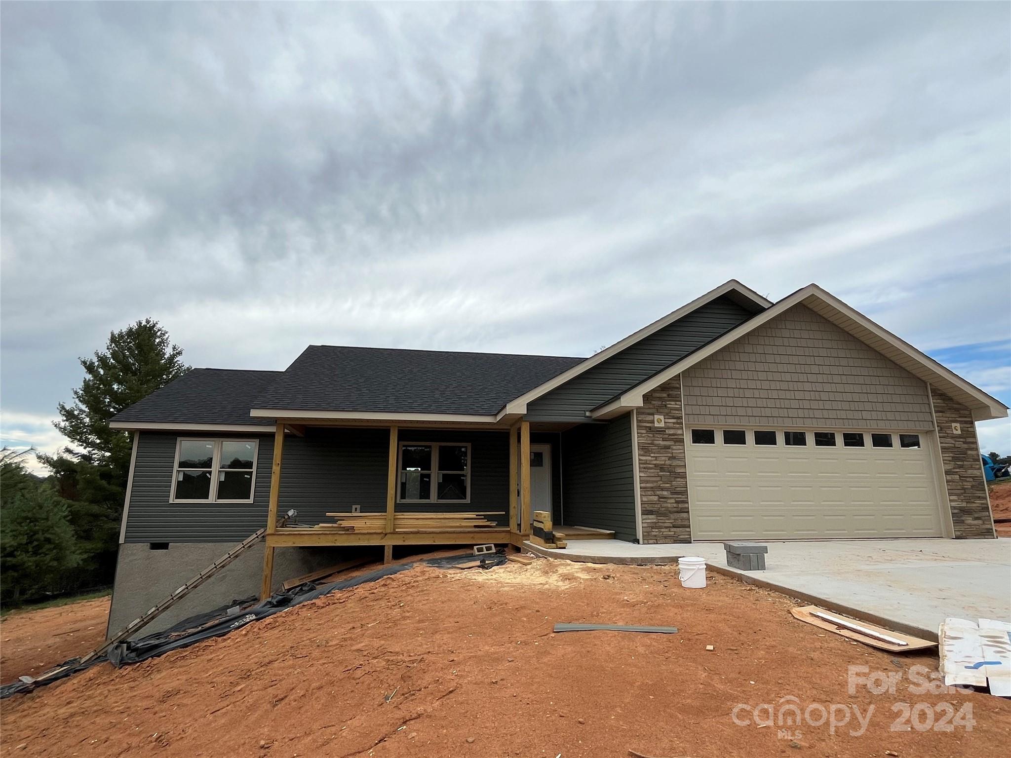 Morlin Acres Dr, Marshall, NC 28753