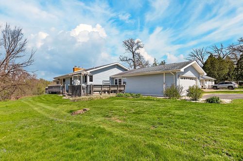 4235 Oaklane Rd, Rockford, IL, 61109-4779 | Card Image