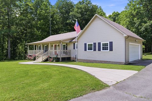 552 Jack Thomas Dr, Manchester, TN, 37355-5143 | Card Image