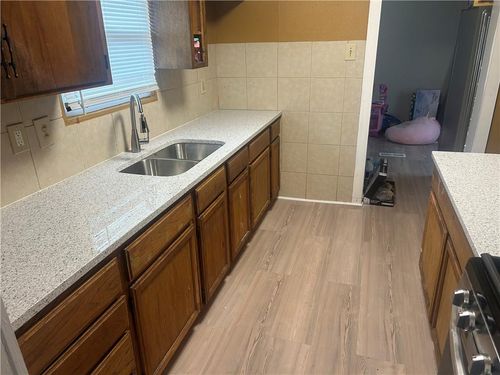 4430 Montgall Ave, Kansas City, MO, 64130-1946 | Card Image