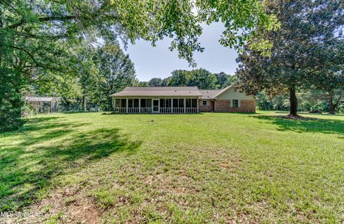 2121 Chapel Hill Rd, Utica, MS, 39175-9025 | Card Image