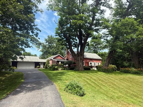 582 Van Patten Rd, Duanesburg, NY, 12056-2511 | Card Image