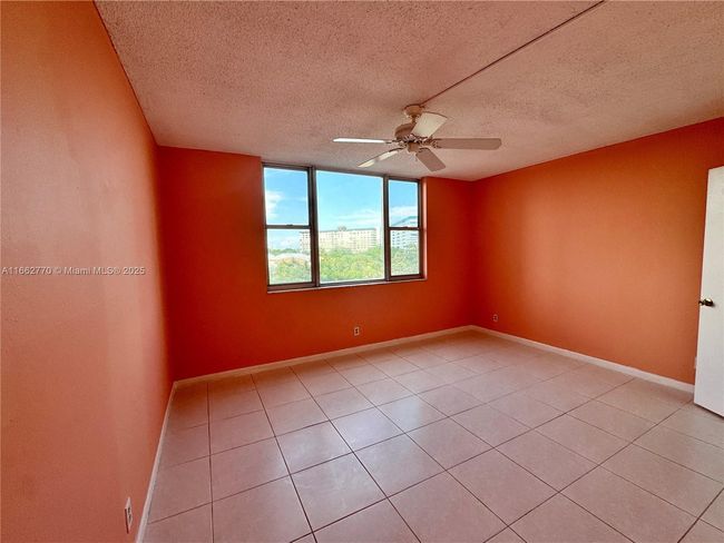 APT-506 - 4330 Hillcrest Dr, Condo with 1 bedrooms, 2 bathrooms and null parking in Hollywood FL | Image 13