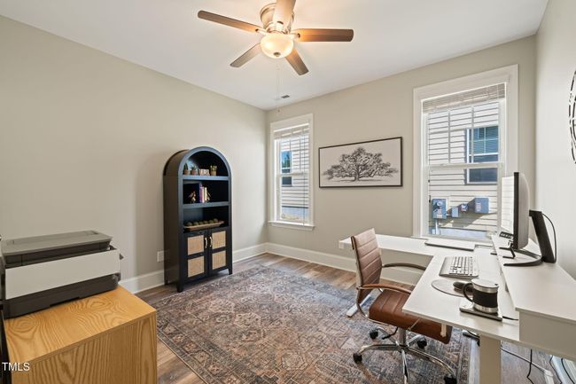 Bedroom or office main floor (1) | Image 17
