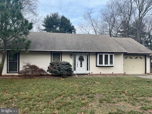 546 Greenbriar Dr, WILLIAMSTOWN, NJ, 08094-1148 | Card Image