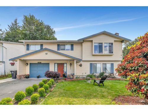 3271 Horn St, Abbotsford, BC, V2S7B8 | Card Image