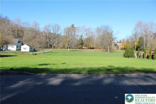 1837 Norwood St, BETHLEHEM, PA, 18015-9414 | Card Image