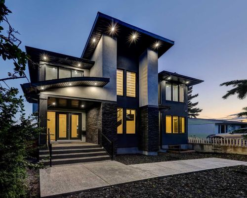 4607 22 Ave Nw, Calgary, AB, T3B0X9 | Card Image