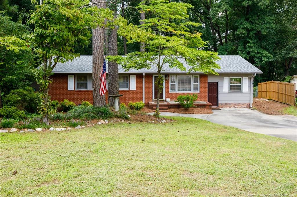 Docia Cir, Fayetteville, NC 28314