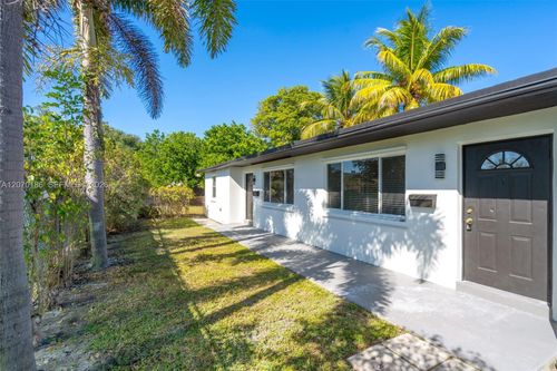 1-2-124 Se 2nd Ter, Hallandale Beach, FL, 33009-5510 | Card Image