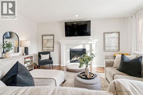 82 Ridge View Pl, Cochrane, AB, T4C0P6 | Card Image