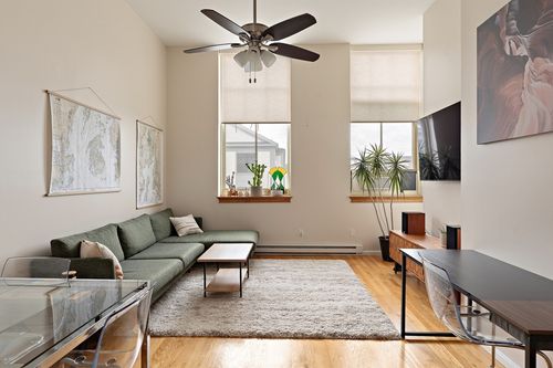402-350 W 4th St, Boston, MA, 02127-2674 | Card Image