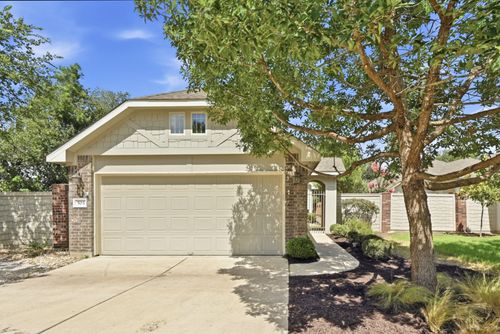 503 Stonewood Ln, Buda, TX, 78610-3692 | Card Image